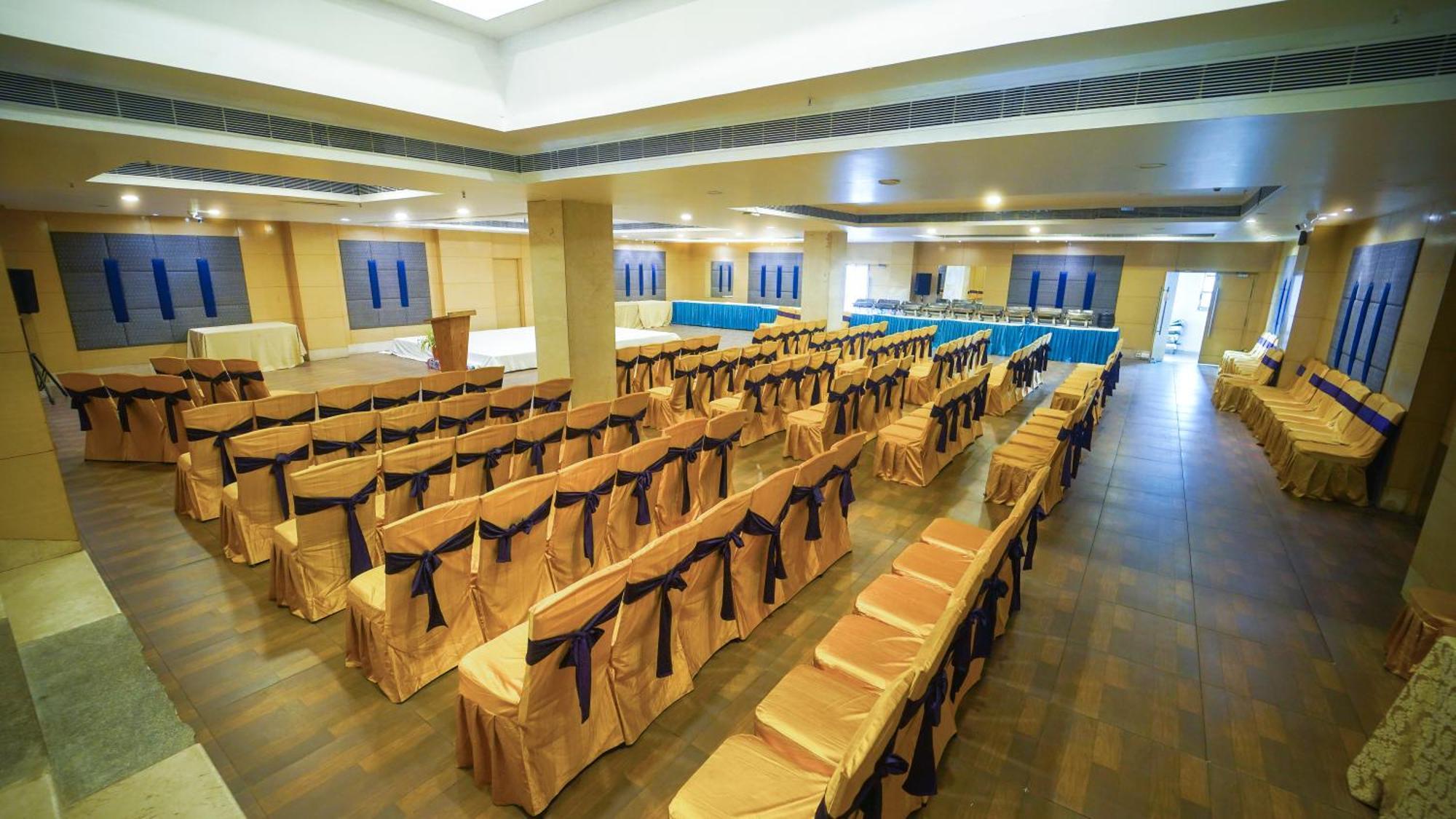 Hotel The Plaza Hyderabad Exterior photo